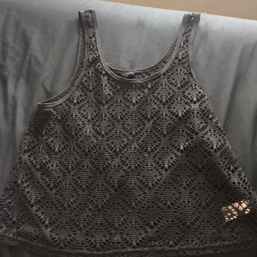Netted Black tank